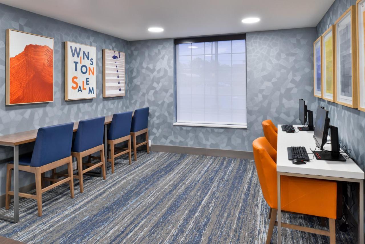 Holiday Inn Express Winston-Salem Medical Ctr Area Zewnętrze zdjęcie